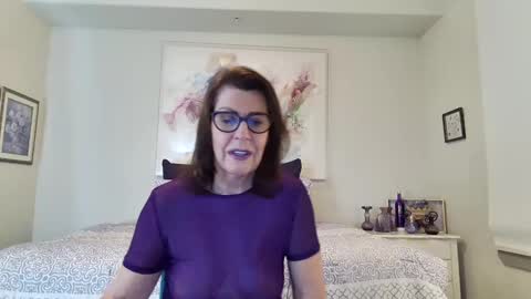 Maggie online show from 01/10/25, 11:39
