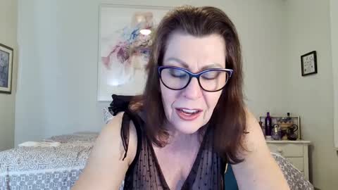 Maggie online show from 02/21/25, 01:44