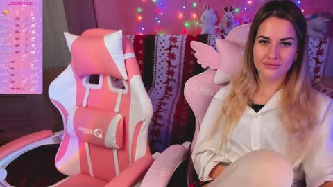 Ivanna and Jessica online show from 12/12/24, 06:36