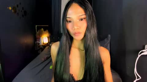 Snapshot of hotty_jane chatting on 06/11/26, 12:32 Hi i am Jane half vietnamese and half pinay and would like to meet good person here XOXO online show from 06/11/26, 12:32