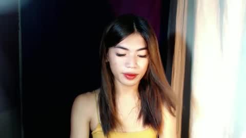 zeah online show from 10/21/25, 07:20