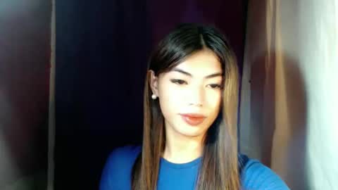 zeah online show from 10/22/25, 07:41