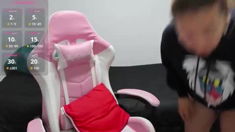 hottychrystal online show from 03/10/26, 12:10