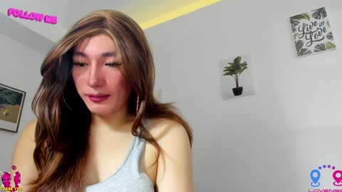 Snapshot of hottycrishinaxx chatting on 12/28/24, 07:11 crishinahotty online show from 12/28/24, 07:11