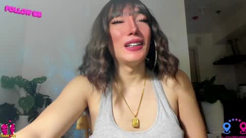 Snapshot of hottycrishinaxx chatting on 01/29/25, 06:01 crishinahotty online show from 01/29/25, 06:01