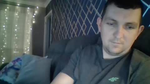 Snapshot of hotuk86 chatting on 01/16/25, 09:30 hotuk86 online show from 01/16/25, 09:30