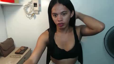 Snapshot of hotvalentina_ chatting on 05/10/26, 11:04 Valentina3 online show from 05/10/26, 11:04