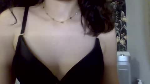 Hotwixx online show from 03/05/25, 12:49