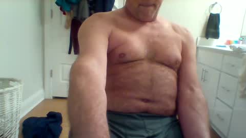 Snapshot of hotyummycock69 chatting on 02/02/25, 04:43 hotyummycock69 online show from 02/02/25, 04:43