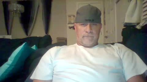 Snapshot of hotyummycock69 chatting on 09/09/25, 01:49 hotyummycock69 online show from 09/09/25, 01:49