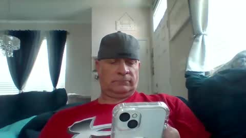 Snapshot of hotyummycock69 chatting on 09/14/25, 02:49 hotyummycock69 online show from 09/14/25, 02:49