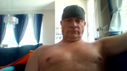 Snapshot of hotyummycock69 chatting on 05/28/26, 04:26 hotyummycock69 online show from 05/28/26, 04:26