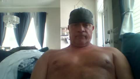 Snapshot of hotyummycock69 chatting on 08/08/26, 02:52 hotyummycock69 online show from 08/08/26, 02:52