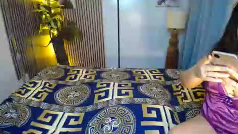 Snapshot of hotz_babe chatting on 09/09/25, 07:41 Brielle online show from 09/09/25, 07:41