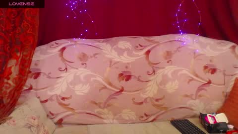 Hotzlata online show from 04/30/26, 06:09