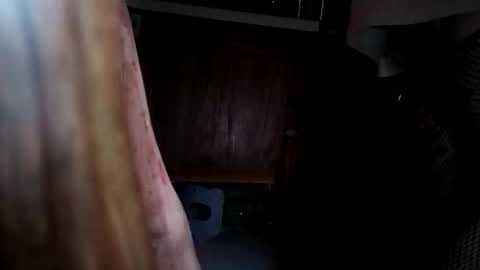 Snapshot of houndmefromhell chatting on 02/01/25, 10:26 houndmefromhell online show from 02/01/25, 10:26