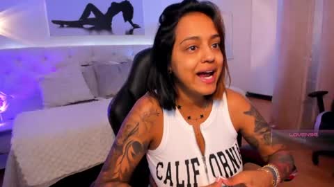 Snapshot of houseigth_ chatting on 07/07/26, 01:59 online show from 07/07/26, 01:59