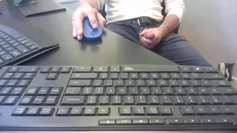 hoverday online show from 10/22/25, 04:51