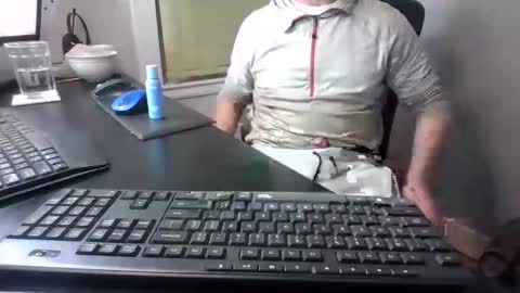 hoverday online show from 01/16/26, 02:59