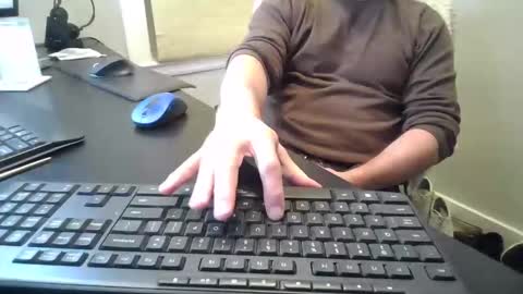 hoverday online show from 02/24/26, 04:43