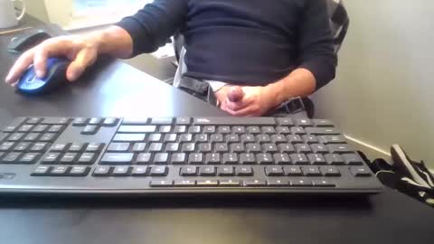 hoverday online show from 04/01/26, 07:33