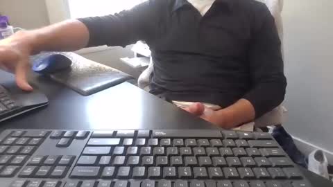 hoverday online show from 04/21/26, 01:28