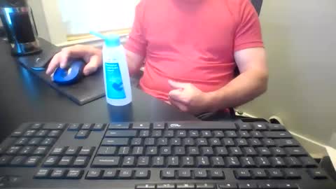 Snapshot of hoverday chatting on 06/08/26, 11:54 hoverday online show from 06/08/26, 11:54