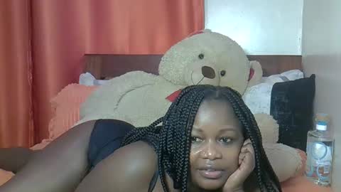 Hailey chloe online show from 03/01/25, 11:47