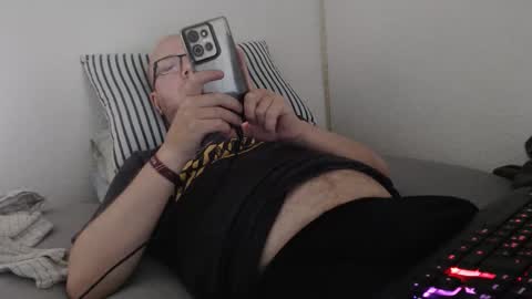 Snapshot of hoyboydkk chatting on 06/01/26, 02:19 Christian online show from 06/01/26, 02:19