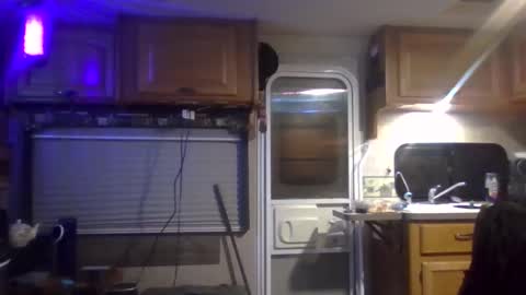 hoytme online show from 11/16/25, 02:28