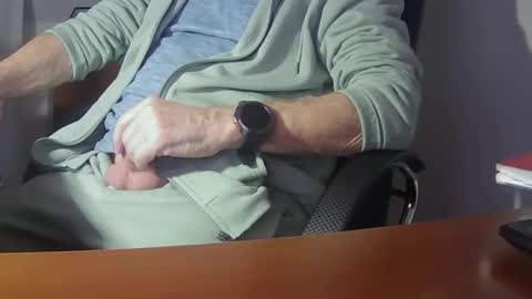 Peter online show from 01/12/25, 07:21