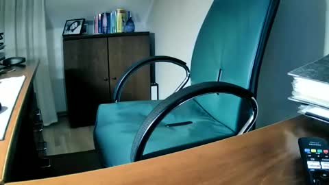 Peter online show from 02/17/25, 10:25