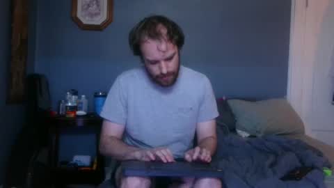 Snapshot of hpluvscash chatting on 01/22/25, 01:42 Pilgrim online show from 01/22/25, 01:42