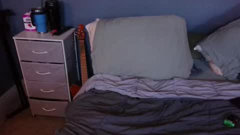 Snapshot of hpluvscash chatting on 09/14/25, 12:37 Pilgrim online show from 09/14/25, 12:37