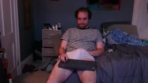 Snapshot of hpluvscash chatting on 11/25/25, 01:44 Pilgrim online show from 11/25/25, 01:44