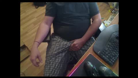 hrnyinutah online show from 11/17/25, 03:18