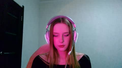 Hikki online show from 03/16/26, 03:16