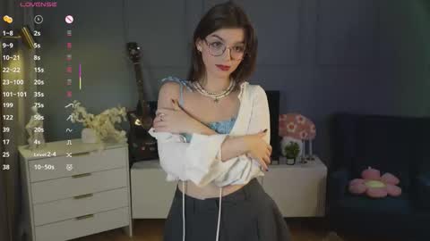 Snapshot of huba_booba chatting on 10/05/25, 08:07 Diane online show from 10/05/25, 08:07
