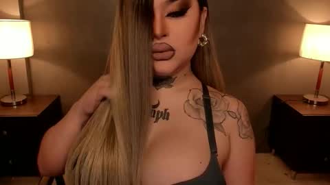 hubadera online show from 10/26/25, 02:06