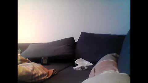 Snapshot of hubikush22 chatting on 01/19/26, 04:00 hubikush22 online show from 01/19/26, 04:00