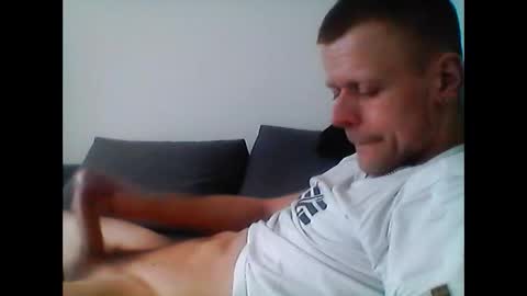 Snapshot of hubikush22 chatting on 02/03/26, 03:17 hubikush22 online show from 02/03/26, 03:17