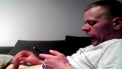 hubikush22 online show from 04/02/26, 07:22