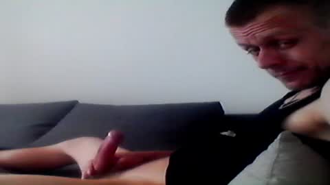 Snapshot of hubikush22 chatting on 06/17/26, 03:02 hubikush22 online show from 06/17/26, 03:02