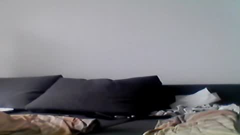Snapshot of hubikush22 chatting on 07/18/26, 01:37 hubikush22 online show from 07/18/26, 01:37