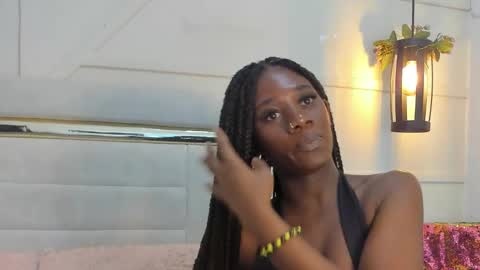 Snapshot of huddah_cam chatting on 01/14/25, 05:56 huddah online show from 01/14/25, 05:56