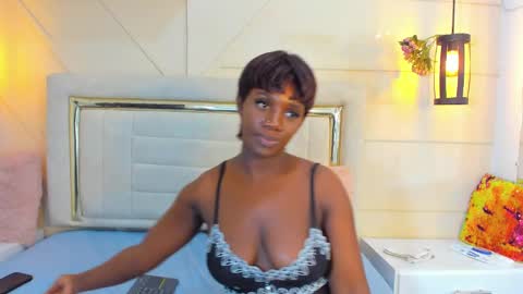 Snapshot of huddah_cam chatting on 03/06/25, 05:22 huddah online show from 03/06/25, 05:22