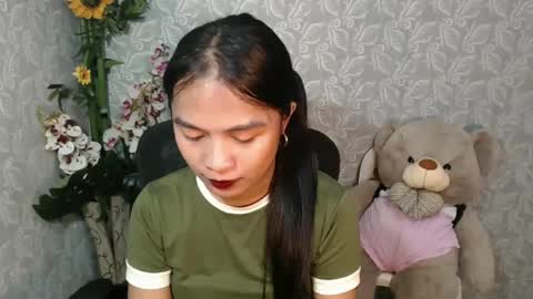 Snapshot of huge_cock2handle_intown chatting on 01/23/25, 02:44 huge_cock2handle_intown online show from 01/23/25, 02:44