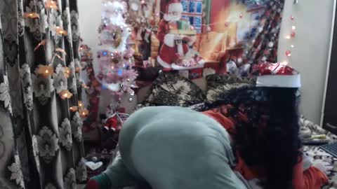 hugeassdevil online show from 12/28/24, 11:37