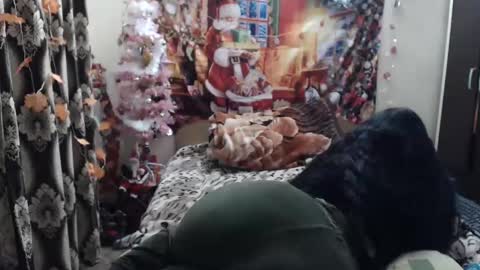 hugeassdevil online show from 01/15/25, 06:29