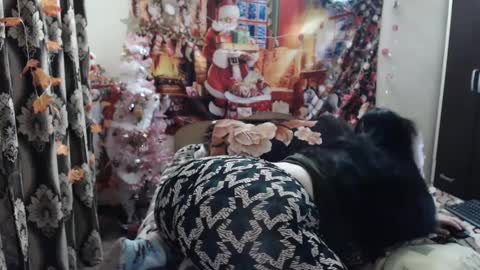 hugeassdevil online show from 01/31/25, 10:10